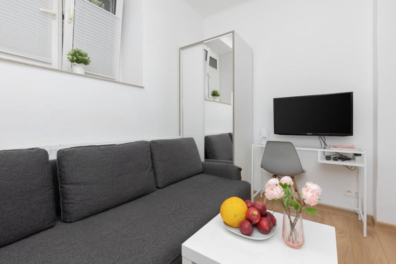 Micro Apartment Near Fort Mokotow By Noclegi Renters Warsaw Luaran gambar